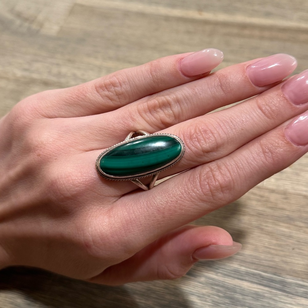 Green Oval Stone Silver Ring